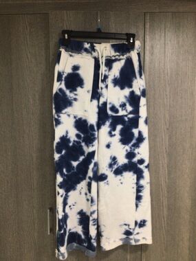 Fashion Nova White and Navy Blue Tie-Dye Jogger Pants